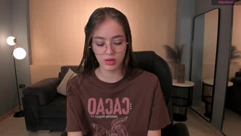  Maia  online show from 11/09/25, 12:14