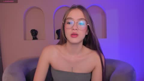  Maia  online show from 12/14/25, 12:32