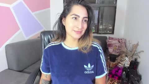   online show from 11/06/25, 12:33