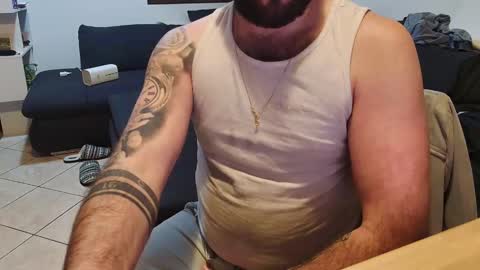 Snapshot of maialinofriuli chatting on 01/19/26, 03:43 maialinofriuli online show from 01/19/26, 03:43