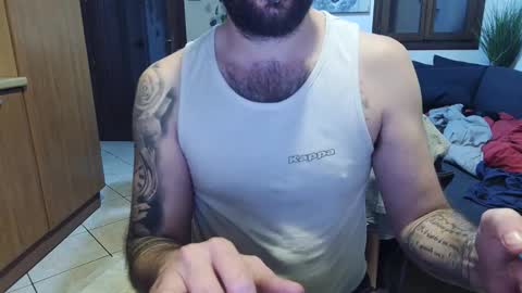 Snapshot of maialinofriuli chatting on 04/28/26, 12:09 maialinofriuli online show from 04/28/26, 12:09