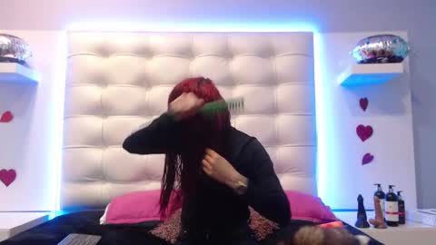 Maia  online show from 03/02/25, 01:38