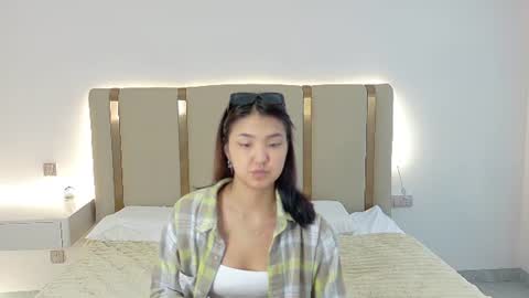 Snapshot of maiaxoxo chatting on 07/05/26, 03:13 maiaxoxo online show from 07/05/26, 03:13
