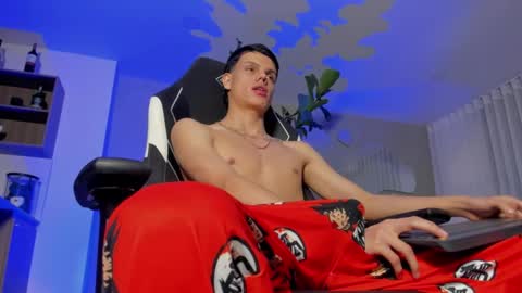 MAICOL  online show from 02/03/26, 06:40