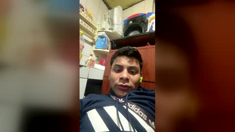 Snapshot of maicolzarate19 chatting on 04/29/26, 02:04 maicolzarate19 online show from 04/29/26, 02:04