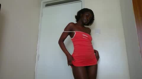 Snapshot of maicymiranda chatting on 12/17/24, 10:34 TO MY GOOD SUPPORTERS KINDLY MAKE MY WISHES COME TRUE I LOVE YOU ALL I AM UNWELL BUT I WILL BE BACK SOON online show from 12/17/24, 10:34