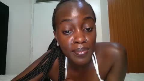 Snapshot of maicymiranda chatting on 01/30/25, 09:04 TO MY GOOD SUPPORTERS KINDLY MAKE MY WISHES COME TRUE I LOVE YOU ALL I AM UNWELL BUT I WILL BE BACK SOON online show from 01/30/25, 09:04