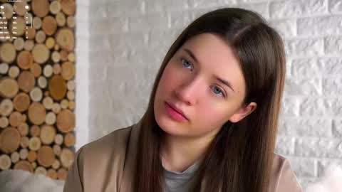 Snapshot of maidabuoy chatting on 11/05/25, 02:11 Lucy online show from 11/05/25, 02:11