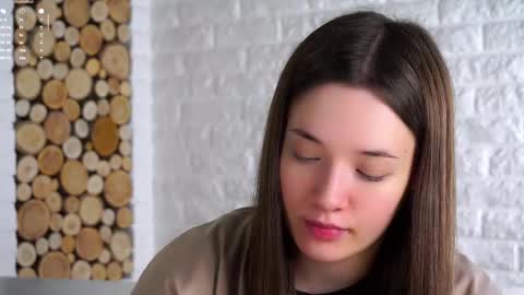 Snapshot of maidabuoy chatting on 11/06/25, 02:12 Lucy online show from 11/06/25, 02:12