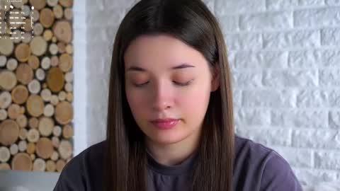 Snapshot of maidabuoy chatting on 11/14/25, 02:10 Lucy online show from 11/14/25, 02:10