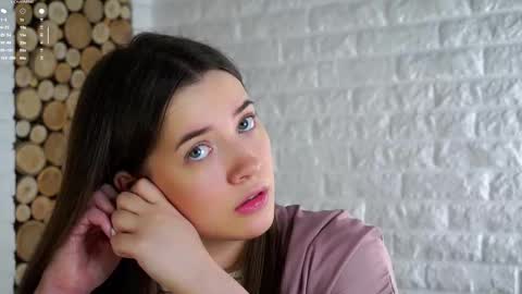 Snapshot of maidabuoy chatting on 12/05/25, 02:09 Lucy online show from 12/05/25, 02:09