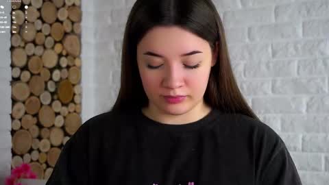 Snapshot of maidabuoy chatting on 02/13/26, 02:29 Lucy online show from 02/13/26, 02:29