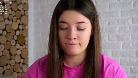 Snapshot of maidabuoy chatting on 02/14/26, 02:19 Lucy online show from 02/14/26, 02:19