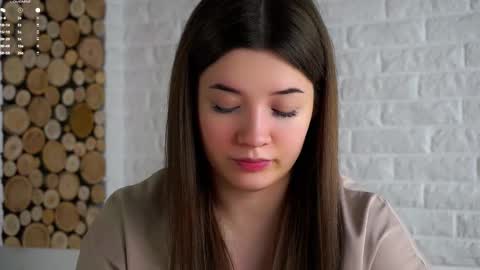 Snapshot of maidabuoy chatting on 02/19/26, 02:18 Lucy online show from 02/19/26, 02:18