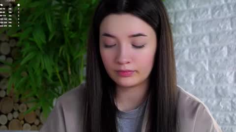 Snapshot of maidabuoy chatting on 03/24/26, 03:33 Lucy online show from 03/24/26, 03:33