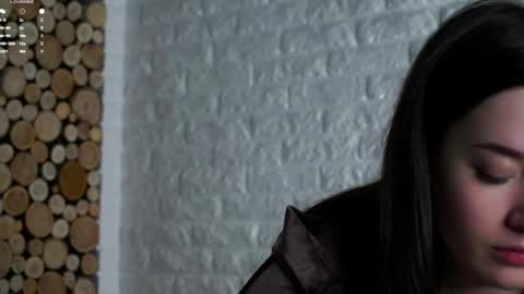 Snapshot of maidabuoy chatting on 04/02/26, 03:37 Lucy online show from 04/02/26, 03:37