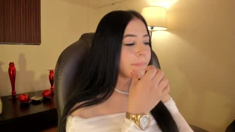 Snapshot of maiiitee_ chatting on 04/09/26, 01:27 Mait online show from 04/09/26, 01:27