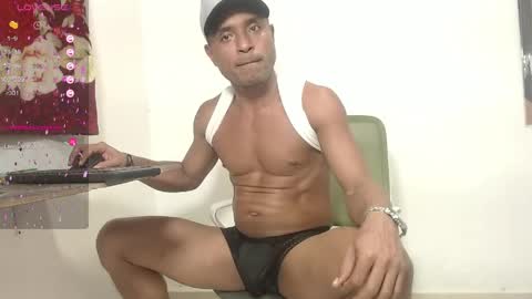 Snapshot of maik_alen chatting on 05/15/26, 03:35 . Maik Alen . online show from 05/15/26, 03:35