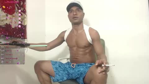 Snapshot of maik_alen chatting on 05/21/26, 12:28 . Maik Alen . online show from 05/21/26, 12:28