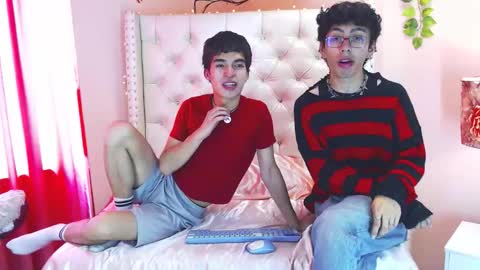 Snapshot of maik_x_dave chatting on 11/08/25, 04:40 MAIK AND DAVE online show from 11/08/25, 04:40