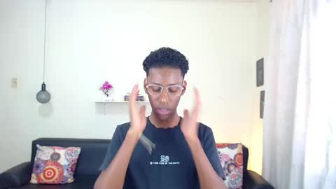 I am Maik online show from 01/28/25, 07:42