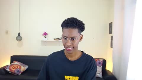 I am Maik online show from 02/20/25, 02:02