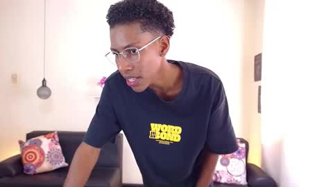 I am Maik online show from 03/01/25, 02:13