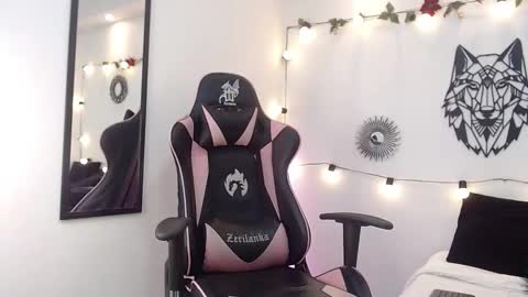 Maiky Cooper online show from 02/08/25, 04:25