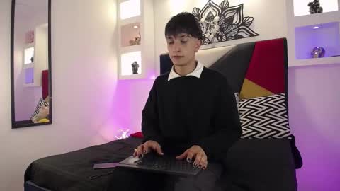 Maiky Cooper online show from 03/09/25, 05:33