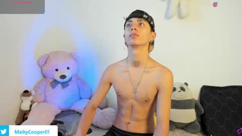 maiky_cooper01 online show from 05/10/26, 03:06