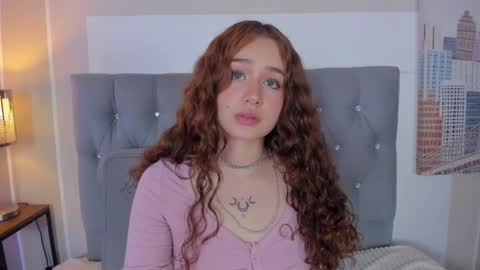 Snapshot of mailin18 chatting on 12/14/24, 12:11 Mailin online show from 12/14/24, 12:11