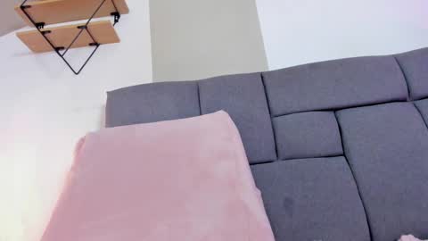 Snapshot of mailin18 chatting on 02/15/25, 03:31 Mailin online show from 02/15/25, 03:31