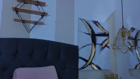 Snapshot of mailin18 chatting on 09/12/25, 10:32 Mailin online show from 09/12/25, 10:32