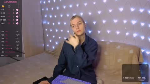 Your kitty online show from 03/02/25, 03:27