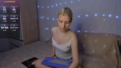 Your kitty online show from 05/09/26, 03:50