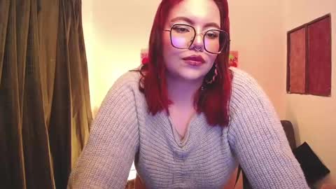 Snapshot of maily_888 chatting on 12/10/24, 02:05 maily online show from 12/10/24, 02:05