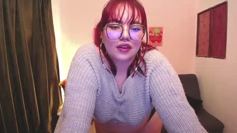 Snapshot of maily_888 chatting on 12/13/24, 03:16 maily online show from 12/13/24, 03:16