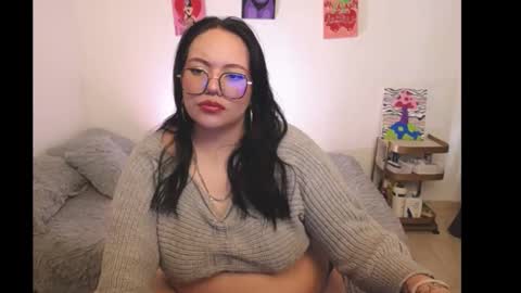 Snapshot of maily_888 chatting on 09/15/25, 06:19 maily online show from 09/15/25, 06:19