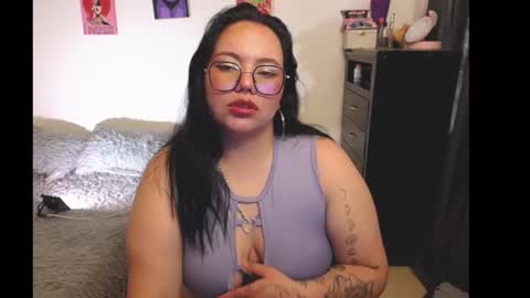 Snapshot of maily_888 chatting on 10/01/25, 06:36 maily online show from 10/01/25, 06:36