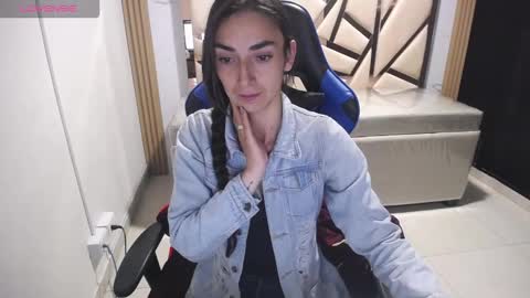 Maily online show from 11/24/25, 02:55