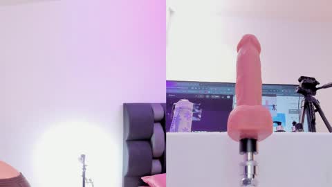 Maily  online show from 04/24/26, 08:00
