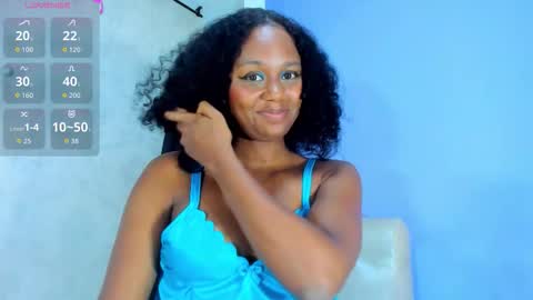 Snapshot of mailyn_er chatting on 12/16/25, 10:04 Mailyn online show from 12/16/25, 10:04