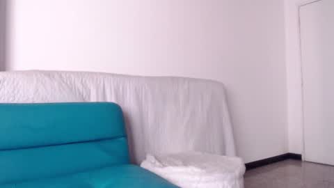 Snapshot of mailyn_gold chatting on 07/11/26, 11:46 mailyn_gold online show from 07/11/26, 11:46