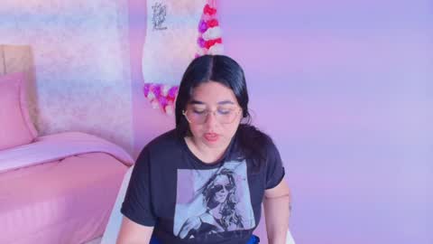 mailyn_rose online show from 10/23/25, 03:22