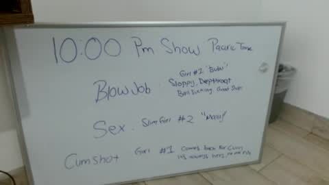 Snapshot of mainlypov chatting on 06/24/26, 02:10 mainlypov online show from 06/24/26, 02:10