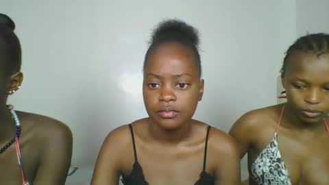 maira luv1 online show from 01/17/26, 08:30