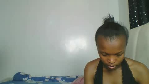 maira luv1 online show from 02/03/26, 08:47