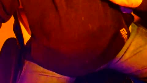 Snapshot of maitai42 chatting on 06/07/26, 01:21 Maitai42 online show from 06/07/26, 01:21