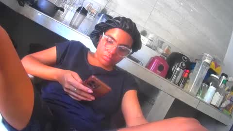 maite2020 online show from 12/18/24, 05:00