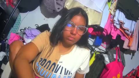 maite2020 online show from 12/19/24, 09:40